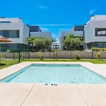 Appartement Vanian 16 *